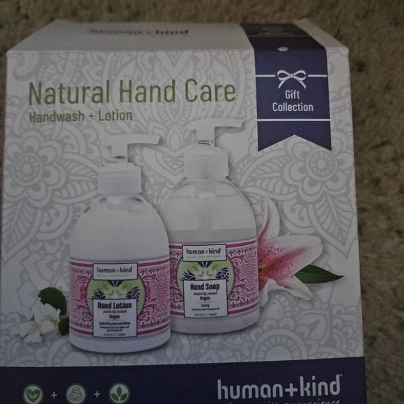 Humankind Natural Hand Care Set, Two Sets - Picture 3 of 5